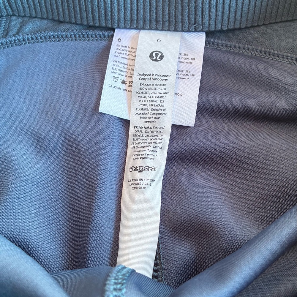 Lululemon Athletica Ribbed Softstreme Zip Leg  Cropped Ankle Pants - Picture 3 of 8